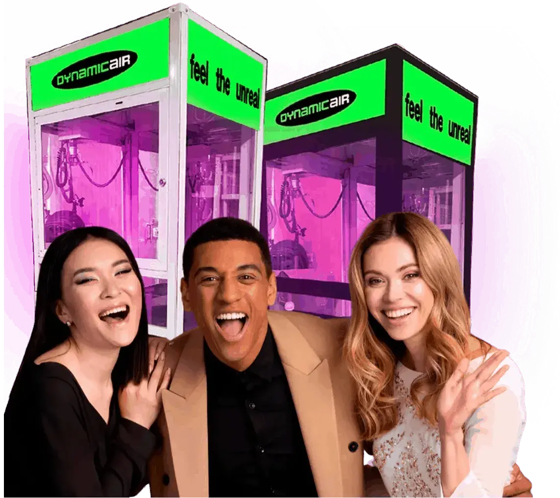 3 personas ganando con las pelucheras de rentamania